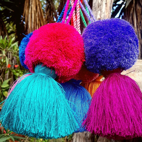 Medium Round Poms